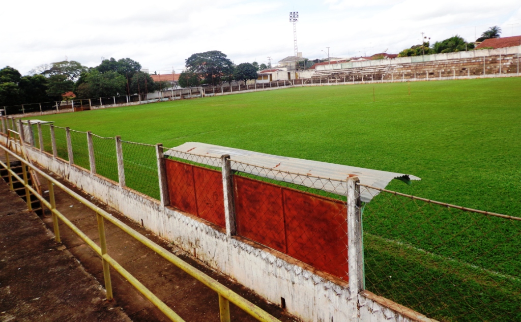 Estádio Municipal Leonildo João Birolli - Uchoa
