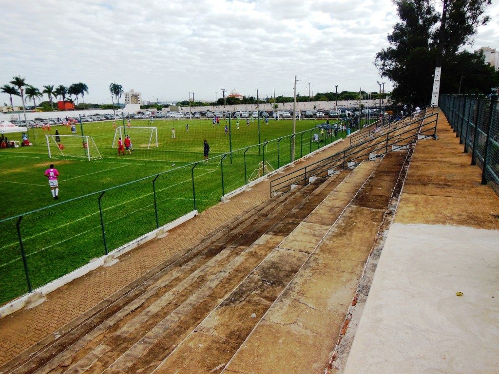 Estádio Municipal Araraquara "Tenente Siqueira Campos"