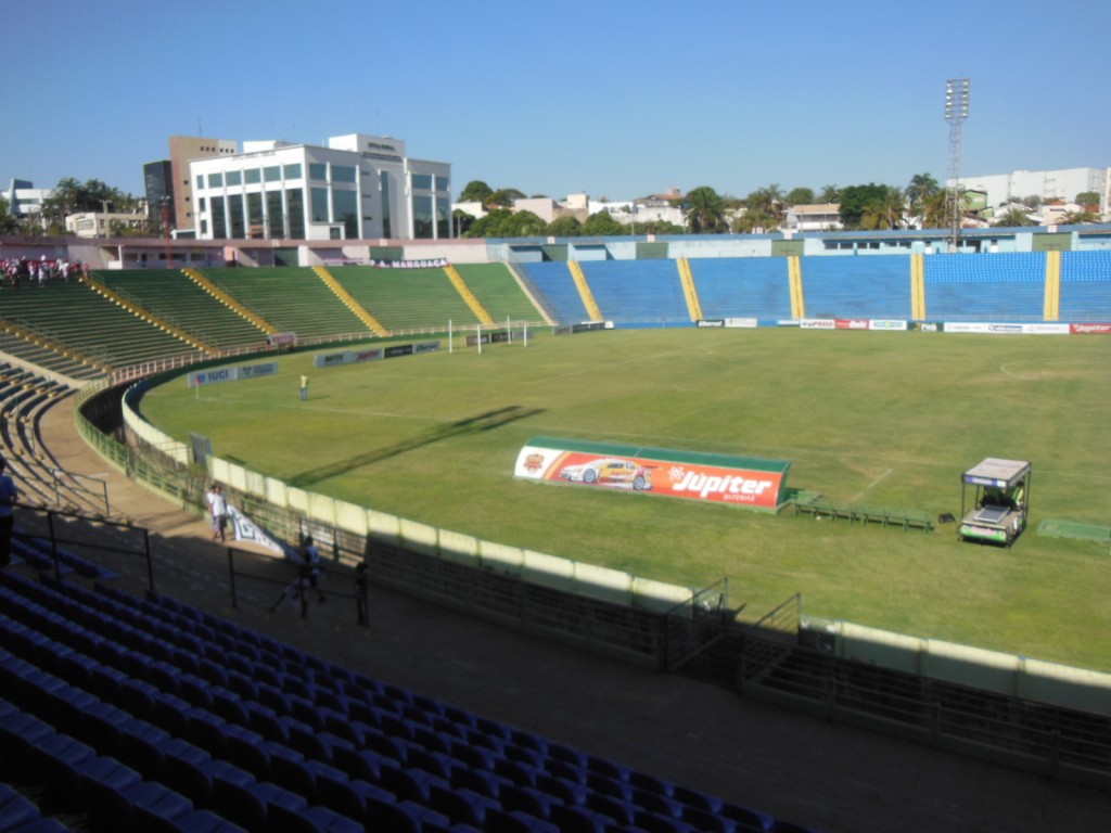 Estadio Engenheiro Joao Guido - Uberaba-MG