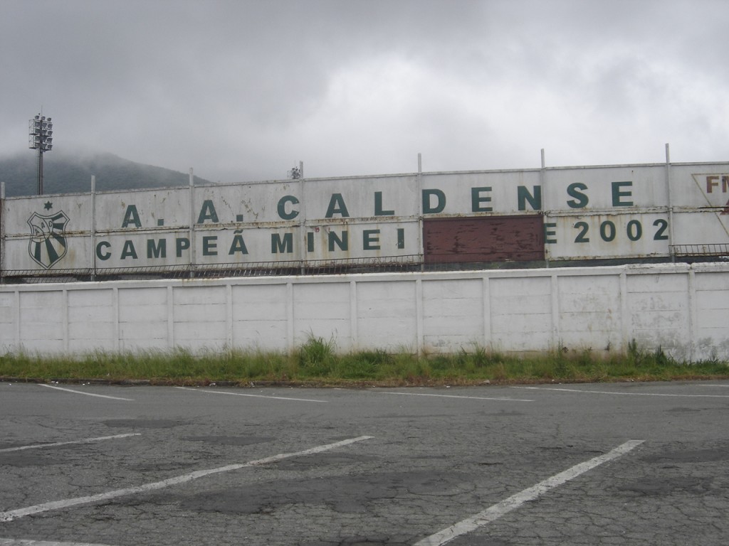 estadio-caldense4