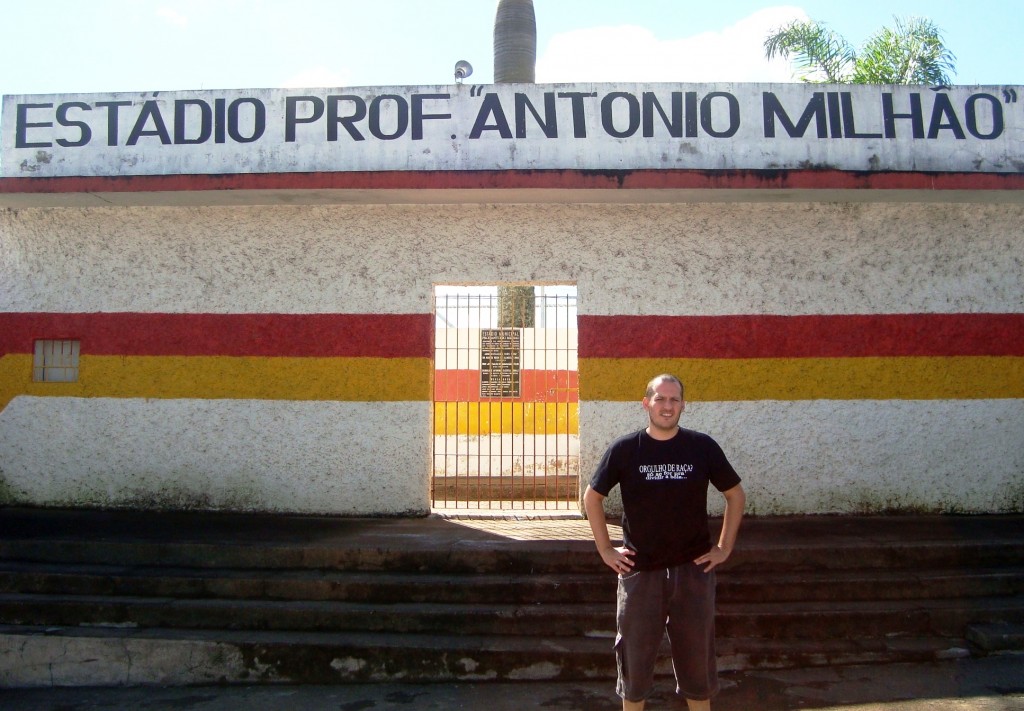 Estádio Professor Antonio Milhão