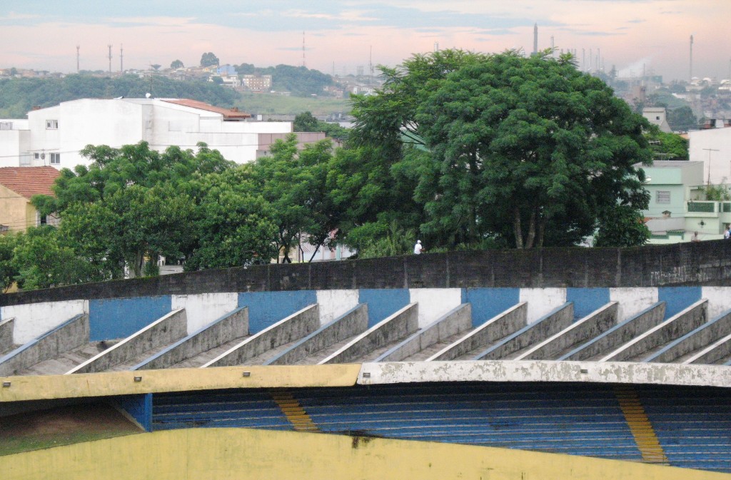 Santo André x Linense - Portões fechados - Estádio Municipal Bruno José Daniel