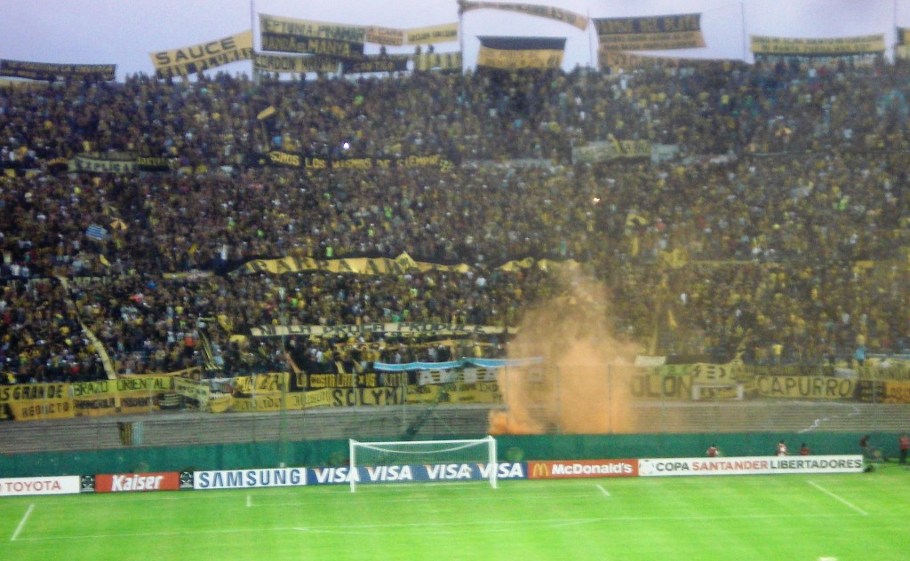 Penarol x LDU - Libertadores - Estádio Centenário - Montevideo - Futebol uruguaio