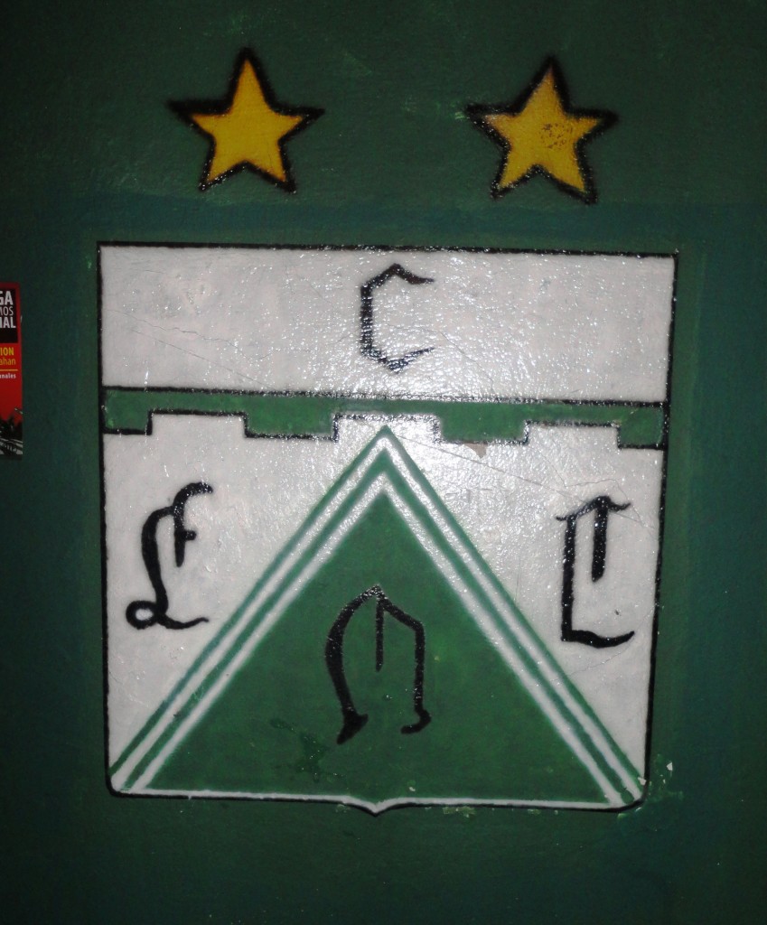 C. Ferro Carril Oeste of Buenos Aires, Argentina crest and kit