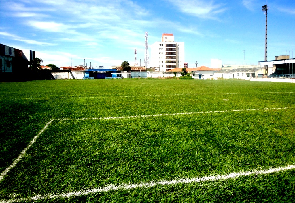 Estádio Alcides Ferrari - campo da AA Saltense