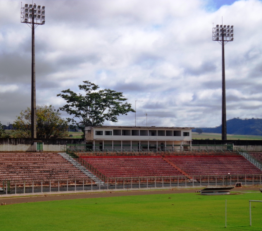 Estádio Municipal Dr. Adail Nunes da Silva - O Taquarão - Casa do CA Taquaritinga