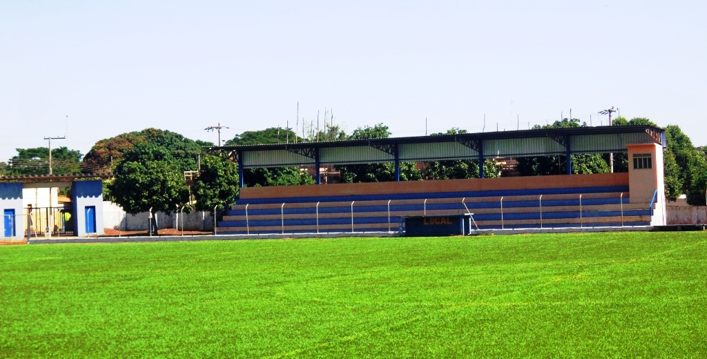 Estádio Municipal Hermínio Martini - Urânia