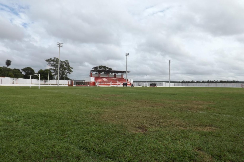 Estádio Municipal Manuel Francisco Ferreira - Bálsamo