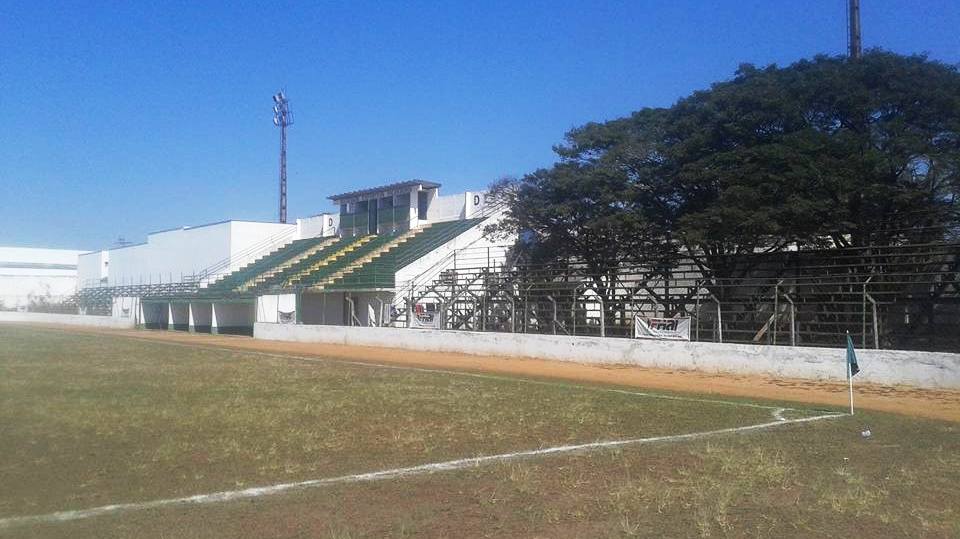 Estádio da Sociedade Esportiva Palmeirinha - Vila Famosa