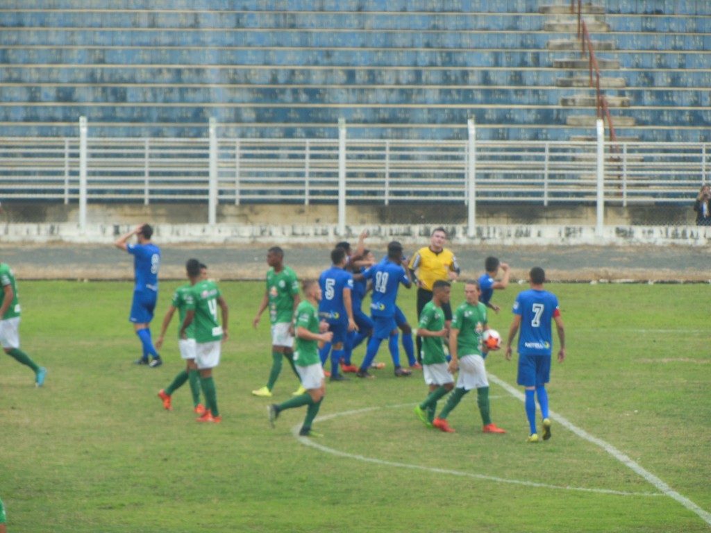 Jaguariúna x Francana - Campeonato Paulista Série B 2017 – Estádio Municipal Alfredo Chiavegato