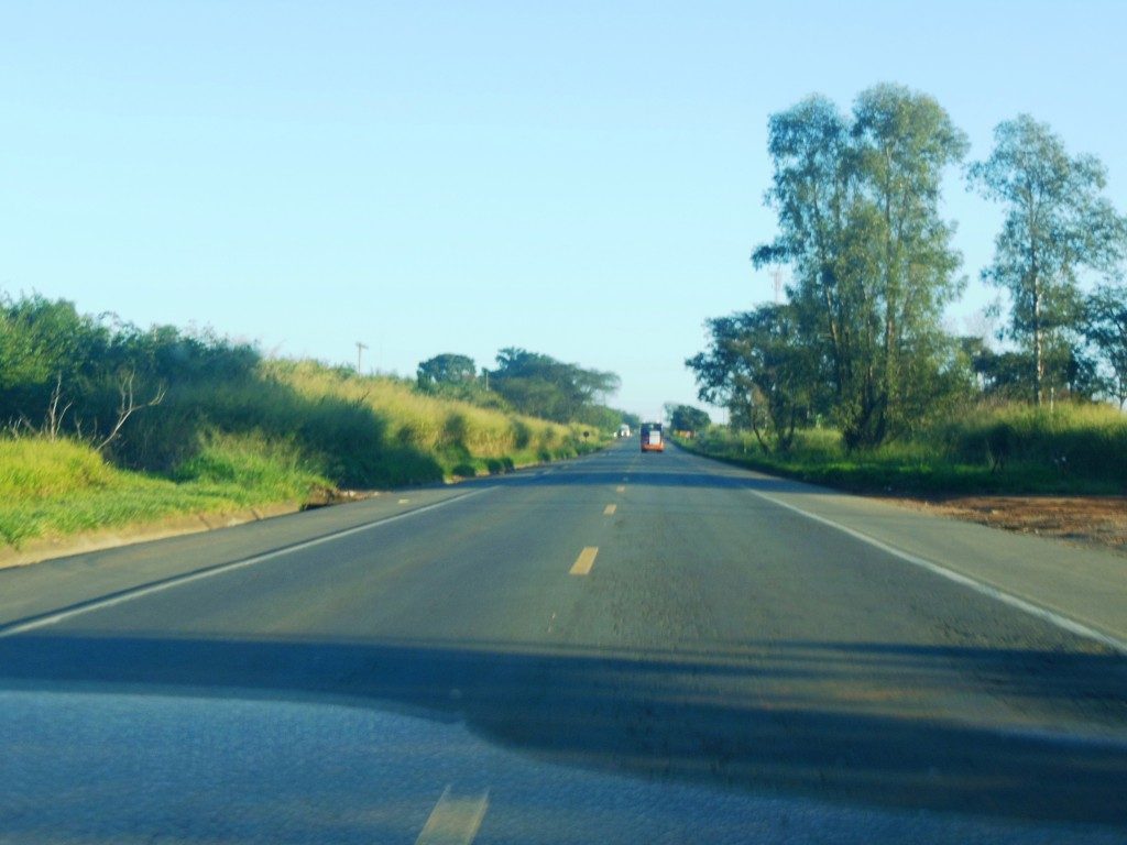 Estrada para Barra Bonita