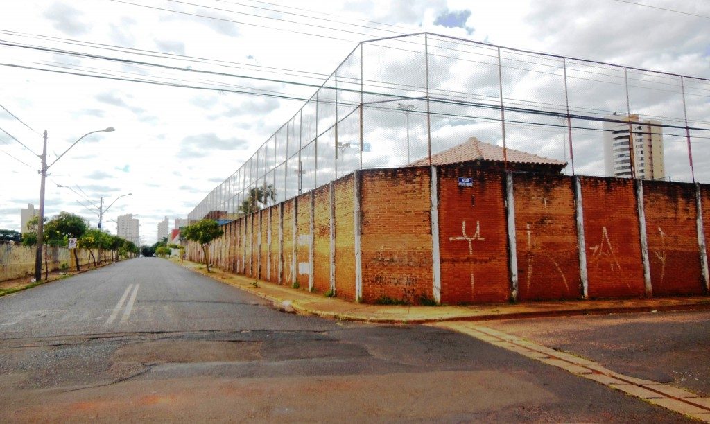 Estádio Municipal Araraquara "Tenente Siqueira Campos"