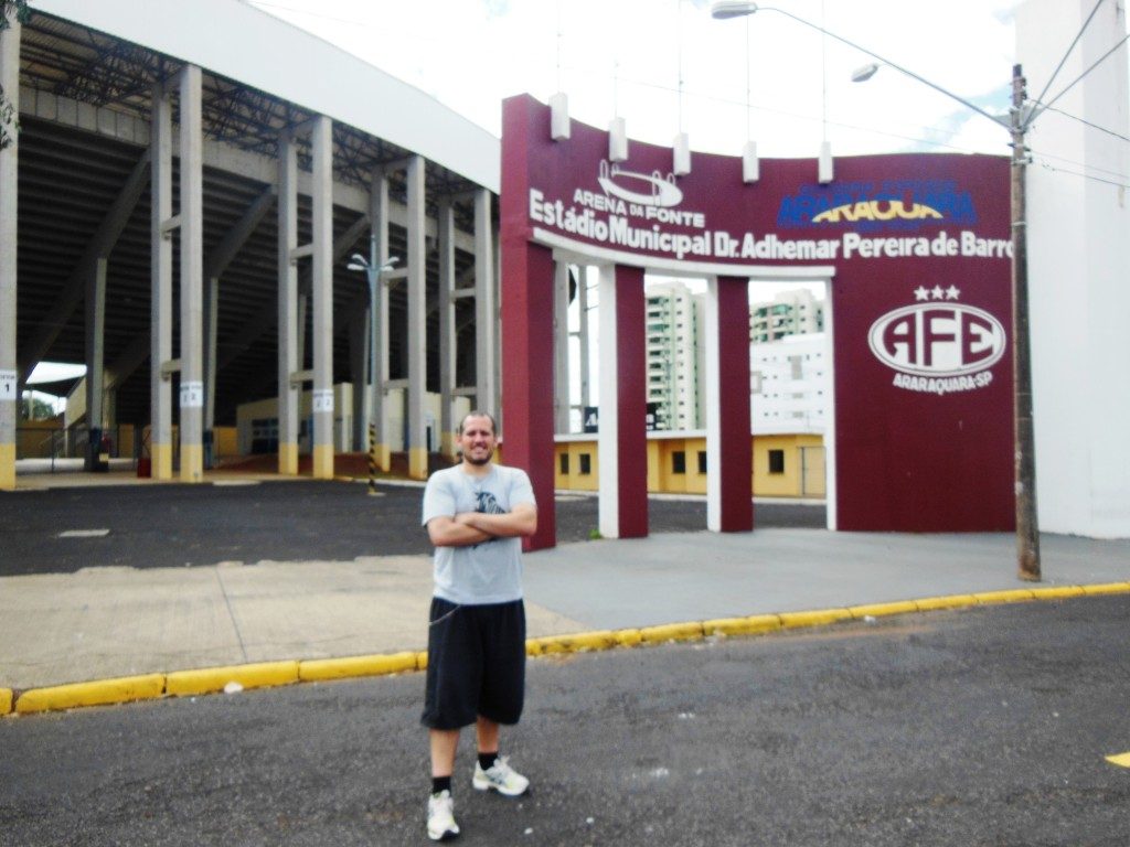 Estádio Municipal Dr Adhemar Pereira de Barros - A fonte luminoisa - Araraquara