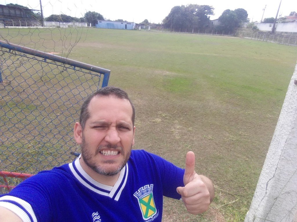 Estádio Municipal José de Freitas Cayres - Lucélia