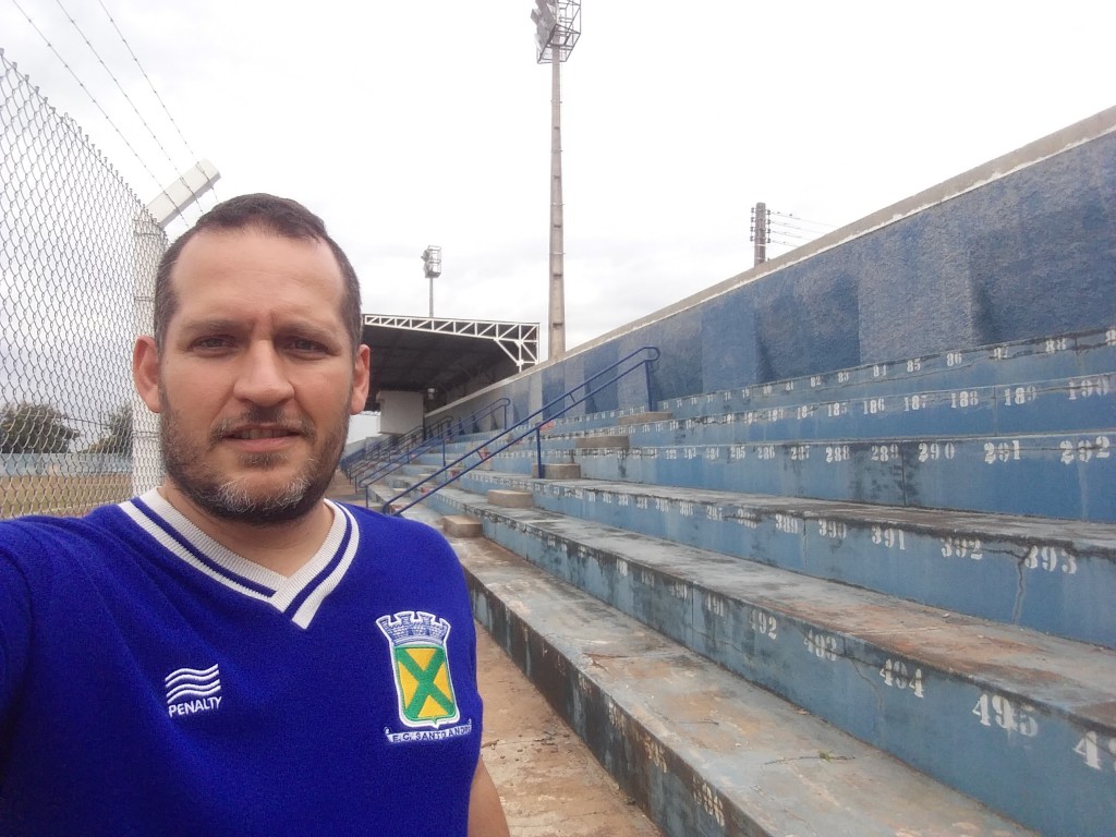 Estádio Municipal Antônio Goulart Marmo - Adamantina