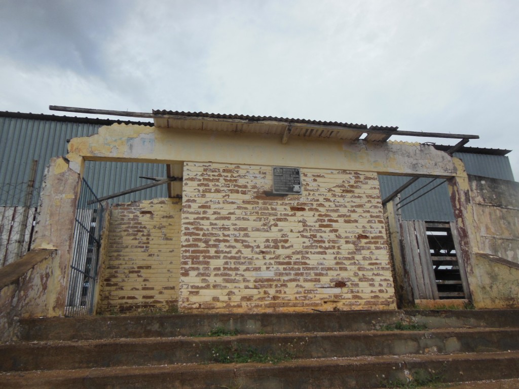 Estádio Municipal Pedro Leite Ribeiro - Irapuru