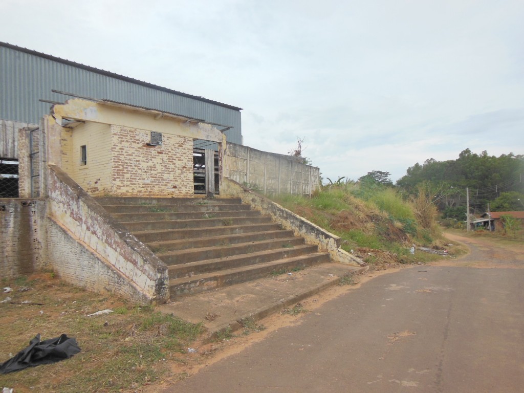 Estádio Municipal Pedro Leite Ribeiro - Irapuru