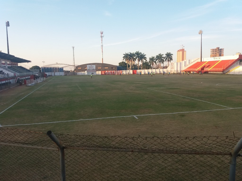  Estádio Municipal Alonso Carvalho Braga - Tupã