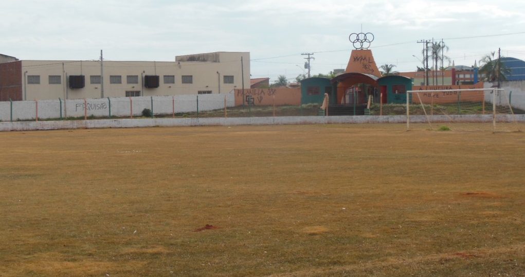 Estádio Municipal Valdomiro Moreira Aguiar - Castilho