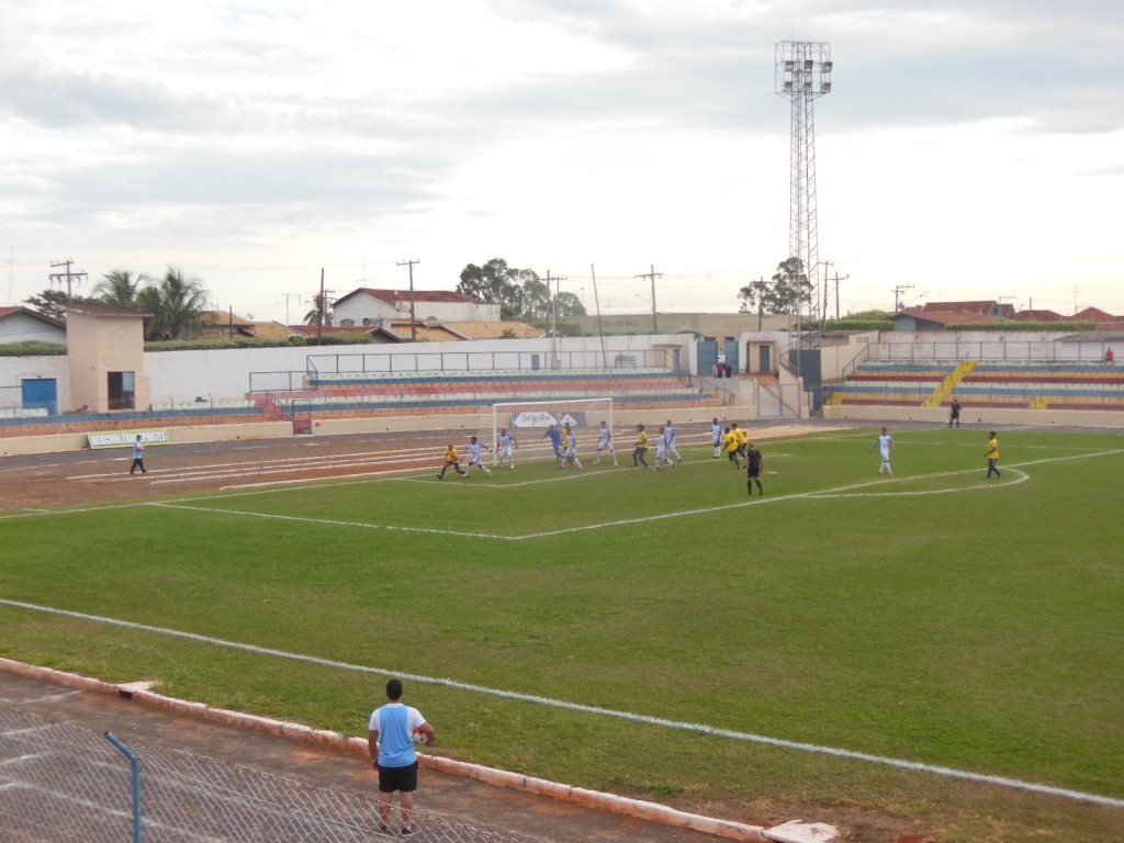 Estádio Municipal Evandro Brembatti Calvoso - Andradina