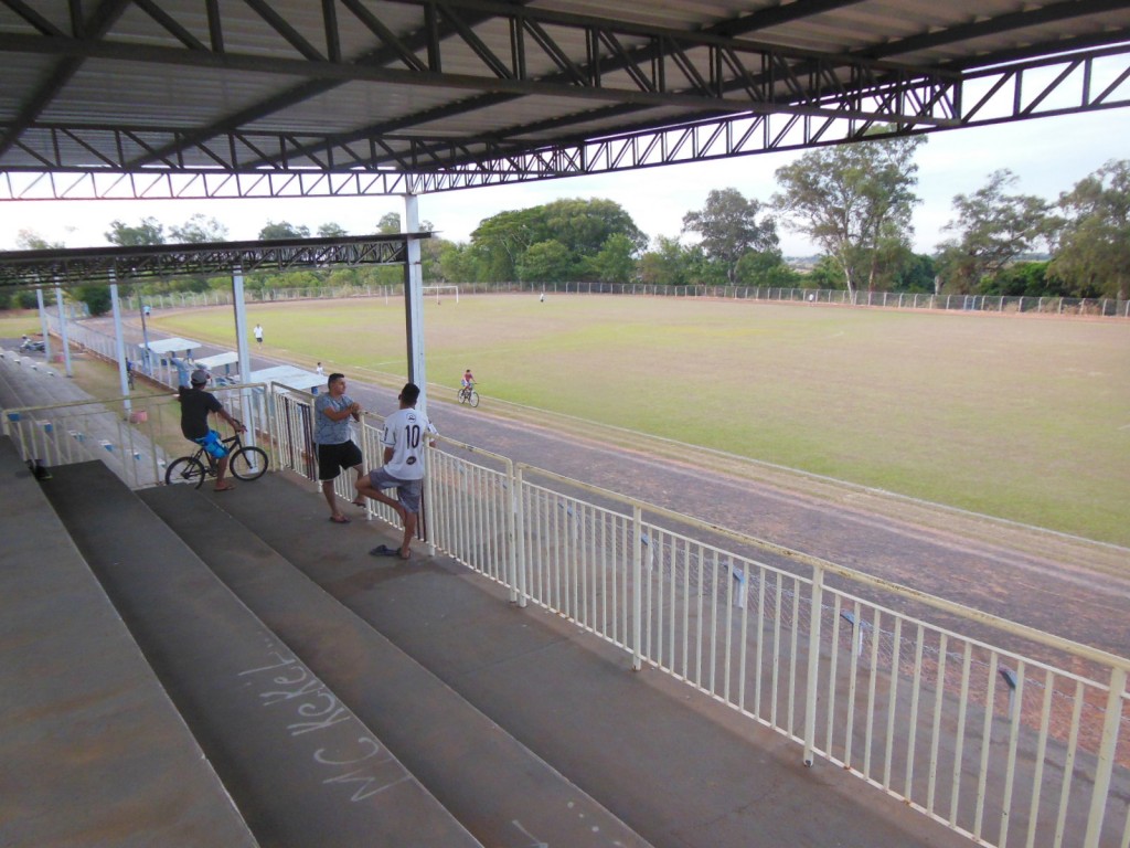 Estádio Municipal Juventino Nogueira Ramos - Guaraçaí