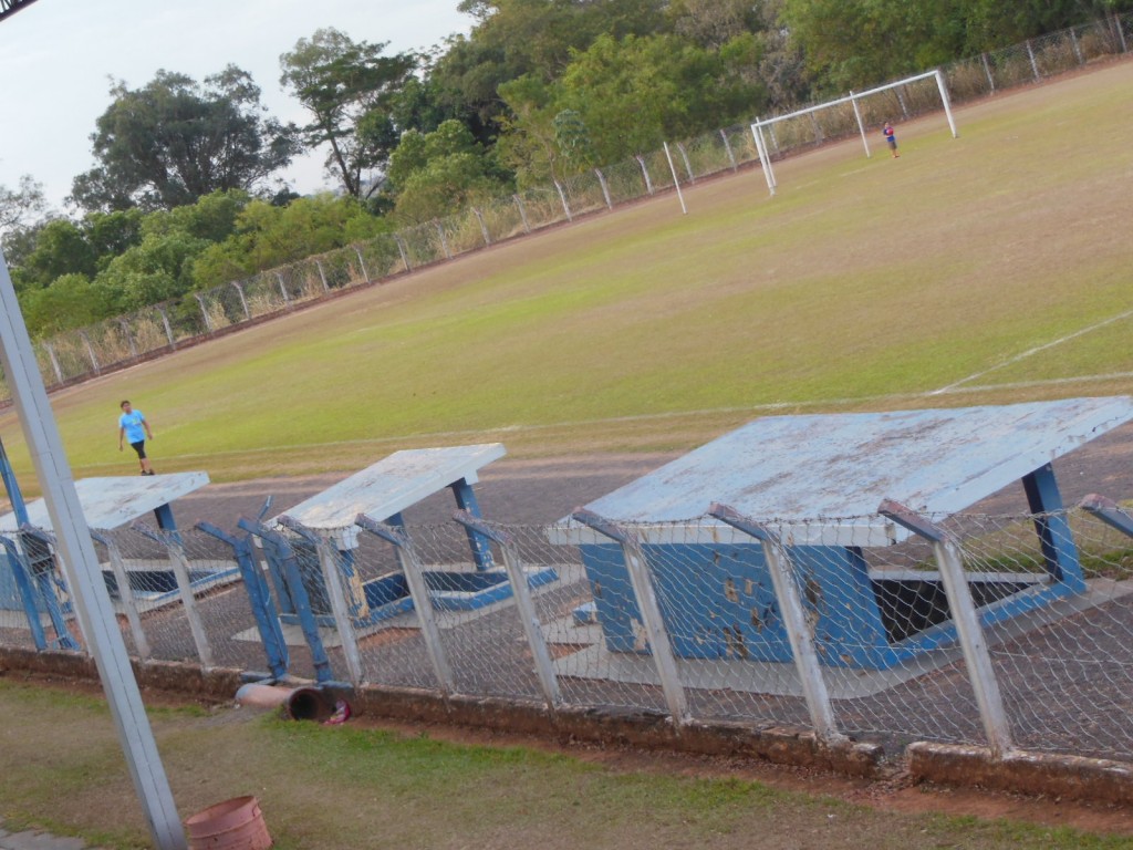 Estádio Municipal Juventino Nogueira Ramos - Guaraçaí