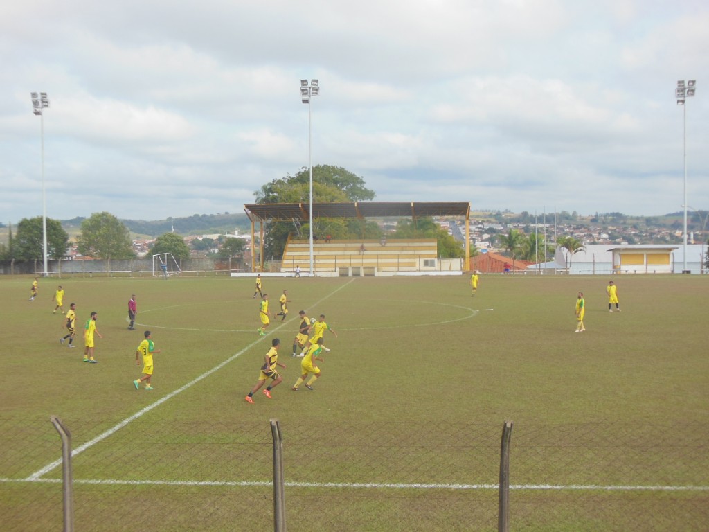 Estádio Municipal Teófilo Cordovil - Duartina 