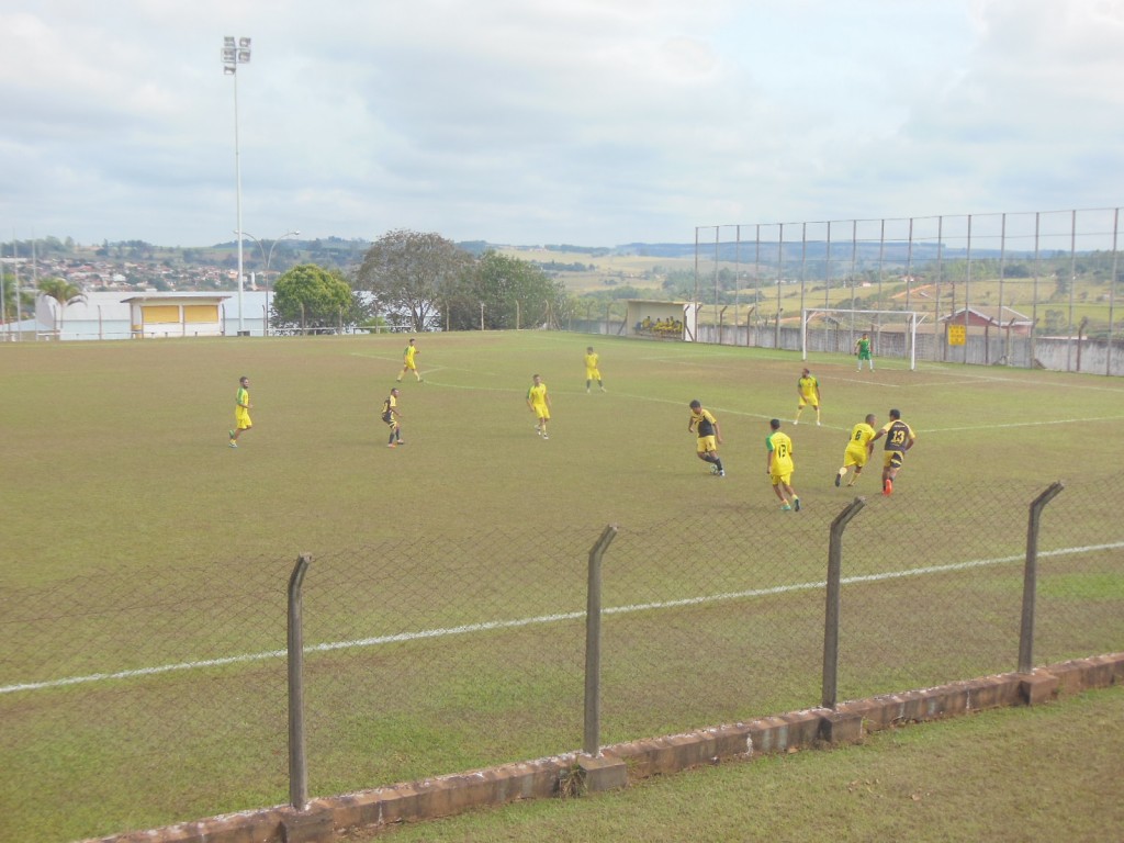 Estádio Municipal Teófilo Cordovil - Duartina 