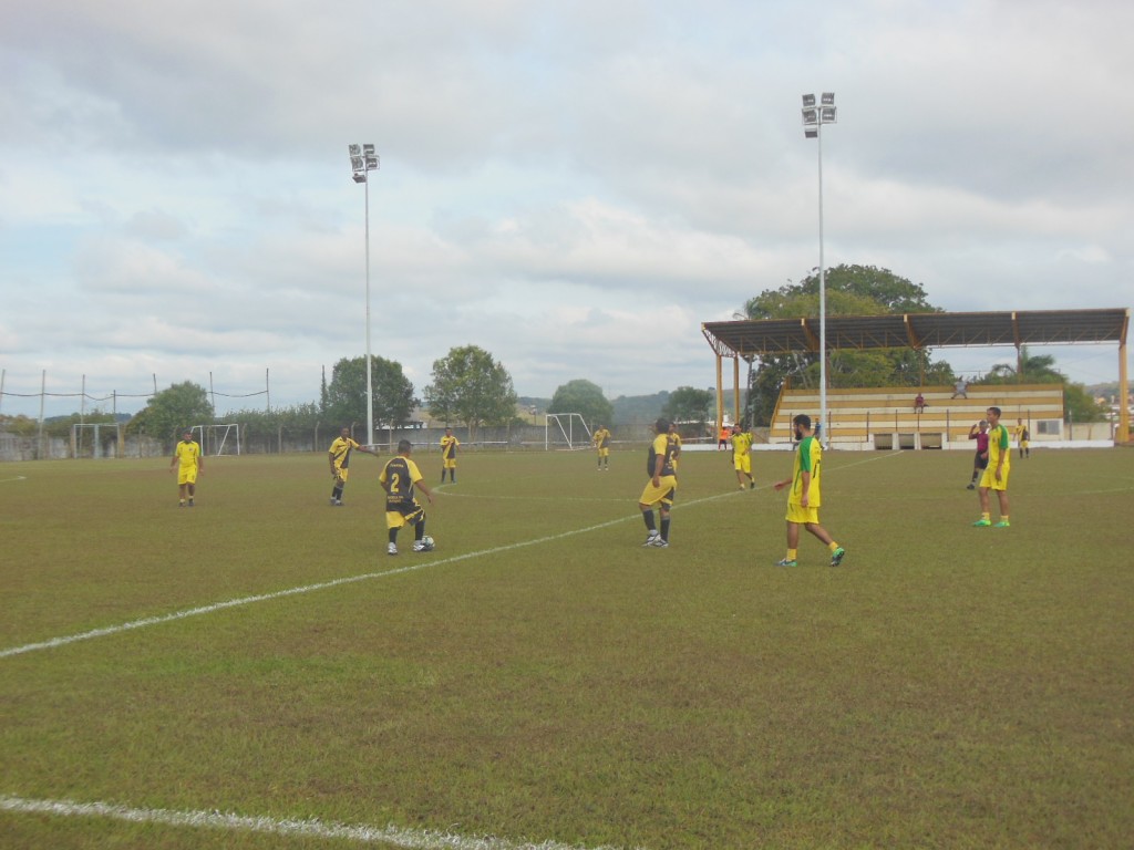 Estádio Municipal Teófilo Cordovil - Duartina 