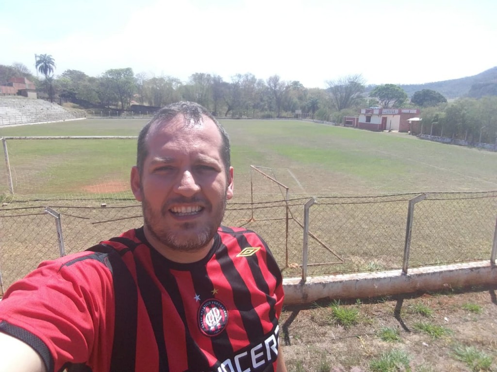 Estádio da Associação Esportiva São Simão - São Simão