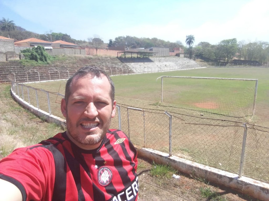 Estádio da Associação Esportiva São Simão - São Simão