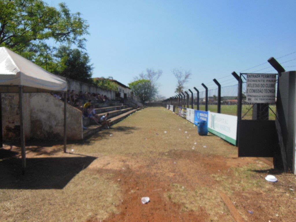 Estádio ‎Juscelino Kubitschek - Nacional FC - Uberaba