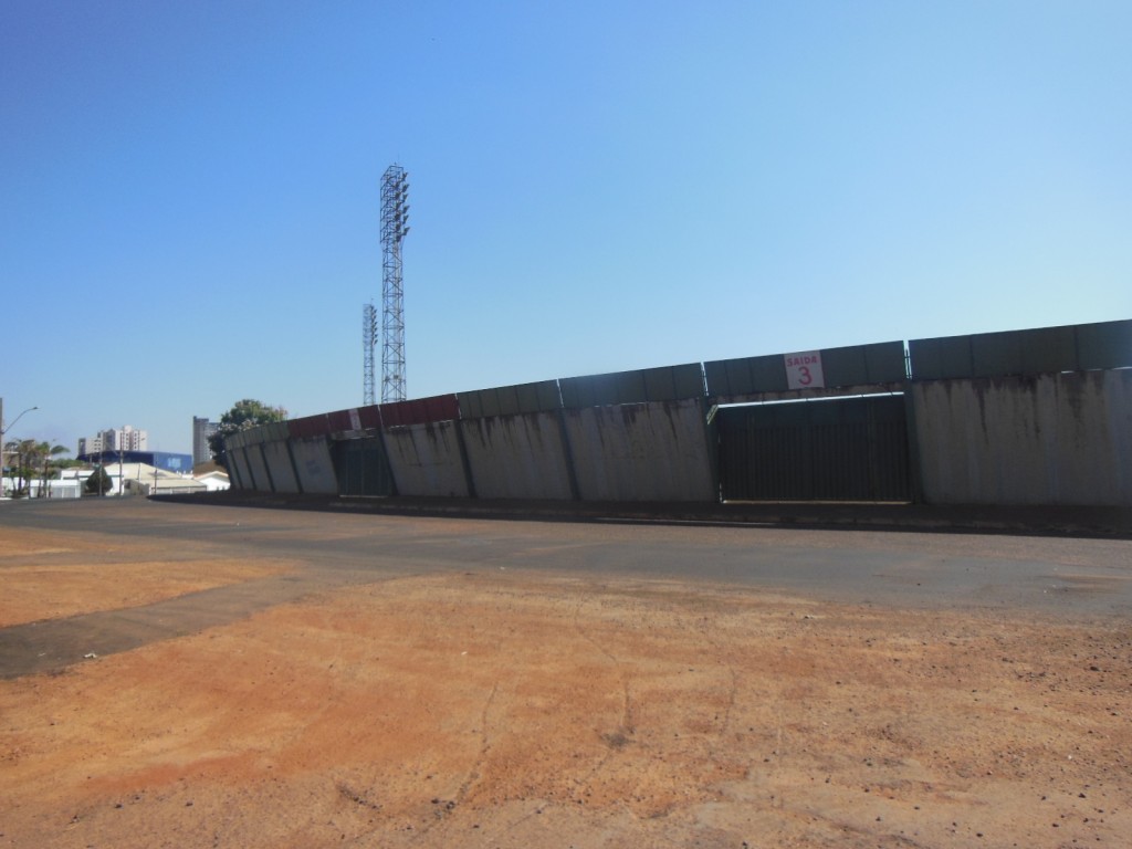 Estadio Engenheiro Joao Guido - Uberaba-MG