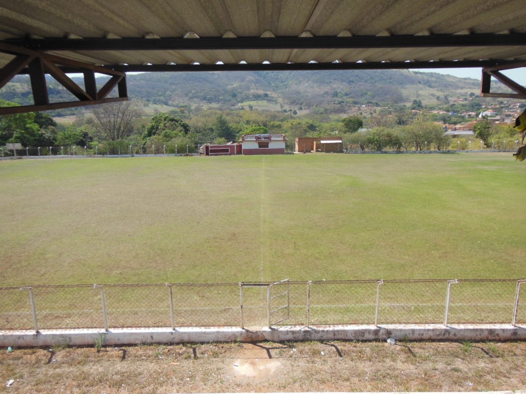 Estádio da Associação Esportiva São Simão - São Simão