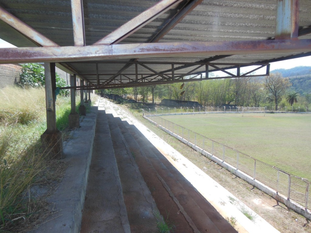 Estádio da Associação Esportiva São Simão - São Simão