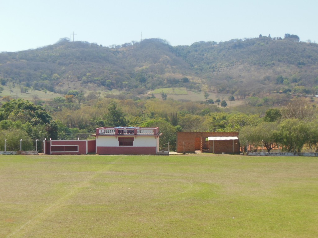 Estádio da Associação Esportiva São Simão - São Simão