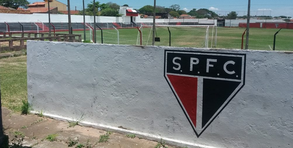 Estádio Dr. Paulo Araújo de Novaes - São Paulo Futebol Clube - Avaré