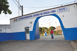 Estádio Álvaro de Souza Lima - estádio da baixada