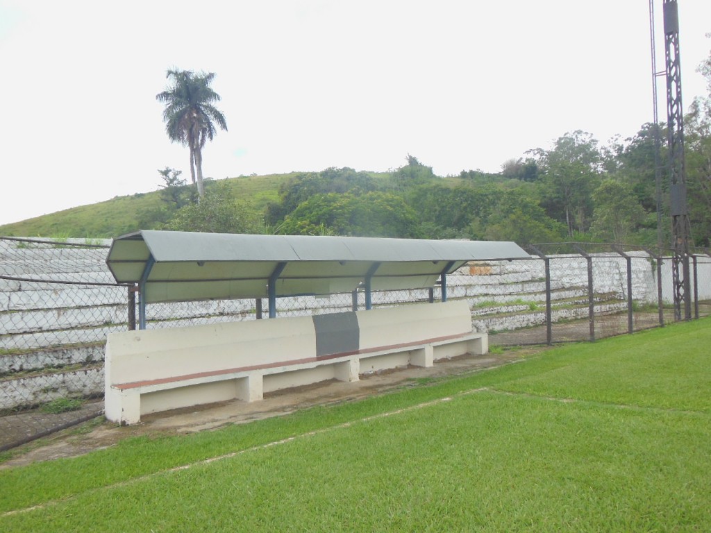 Estádio Fábrica de Pólvora e Explosivos Piquete - Esporte CLube Estrela