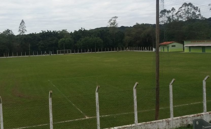 Estádio Municipal Lauro Lobo - Pariquera-Açú