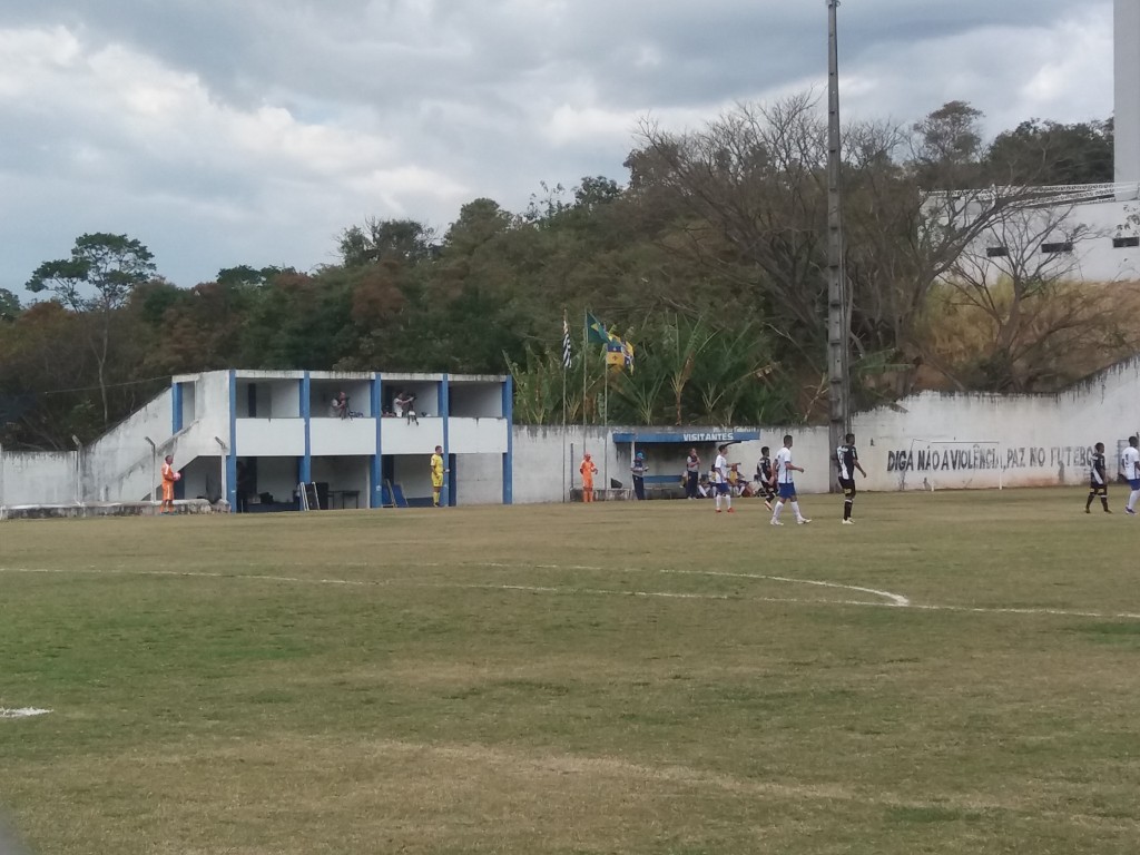 Estádio Municipal Leonardo Barbieri - Águas de Lindóia