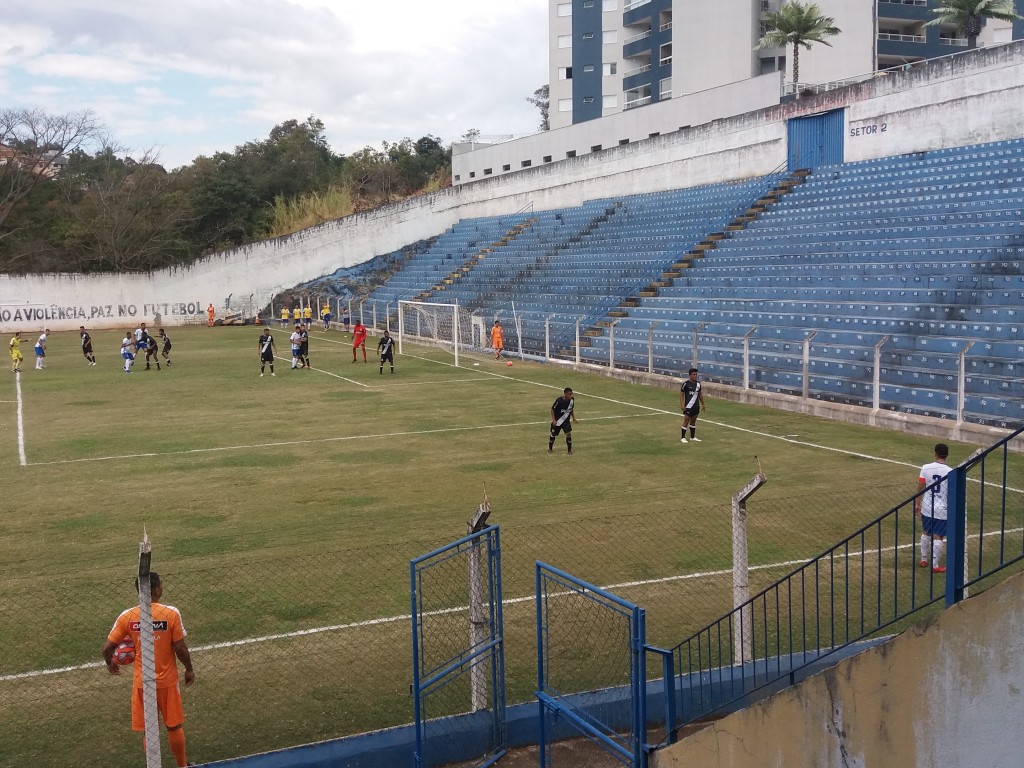 Estádio Municipal Leonardo Barbieri - Águas de Lindóia