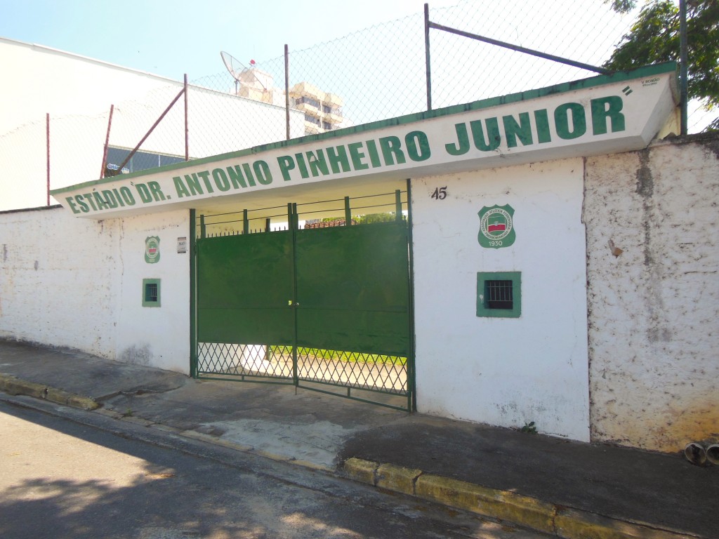 Estádio Dr. Antonio Pinheiro Júnior - Ferroviária de Pindamonhangaba