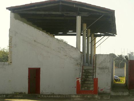 Estádio Antônio Jordão Mercadante - Jacareí / SP. Foto- Orlando Lacanna.jpg