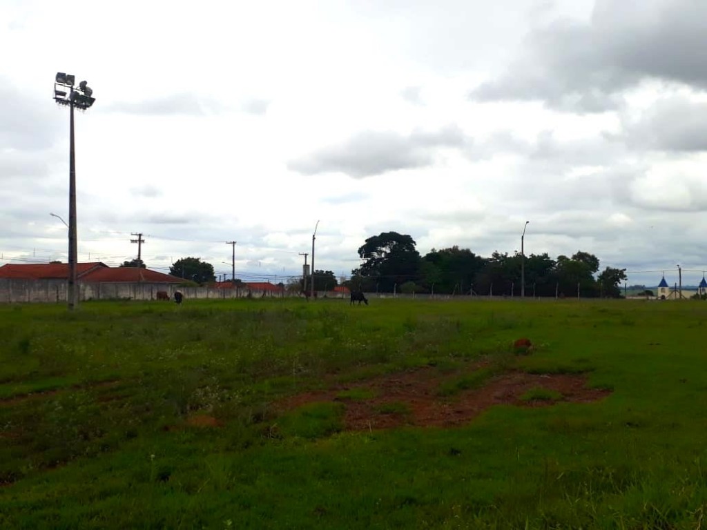  Estádio Municipal Edivaldo Rodrigues de Arruda - Paranapanema