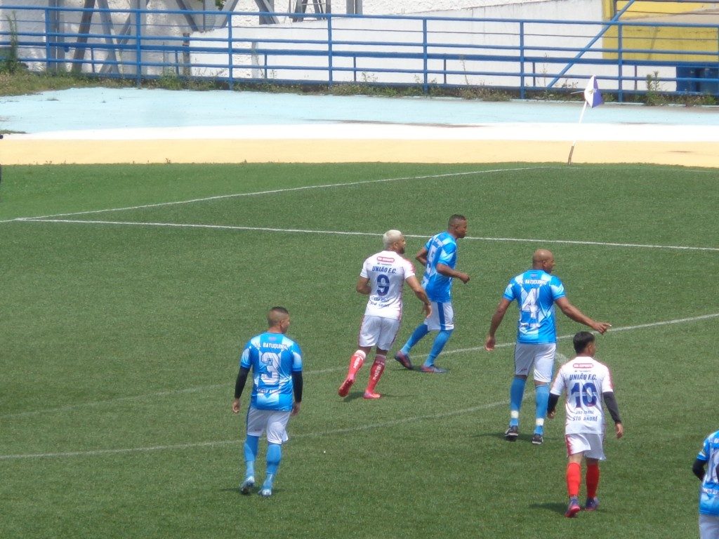 Com Todinho e Nescau, Santo André monta ataque 'achocolatado' - Futebol -  R7 Campeonato Paulista